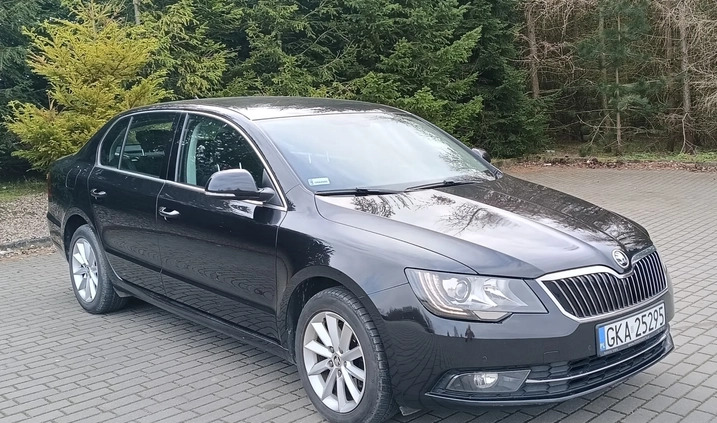 Skoda Superb cena 38500 przebieg: 269300, rok produkcji 2013 z Żukowo małe 56